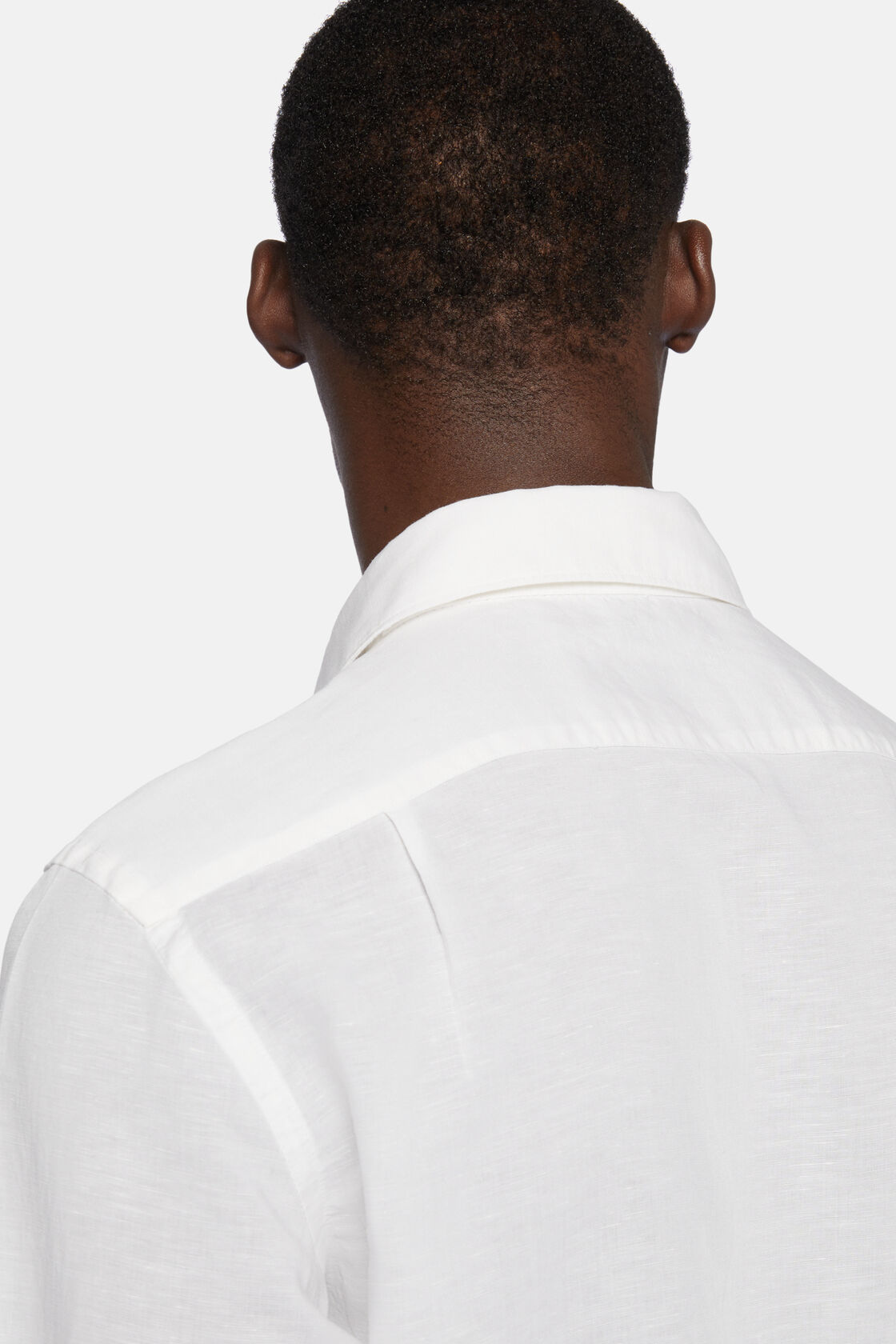 Белая льняная рубашка из тенселя стандартного кроя для спорта и фитнеса – фото №  5