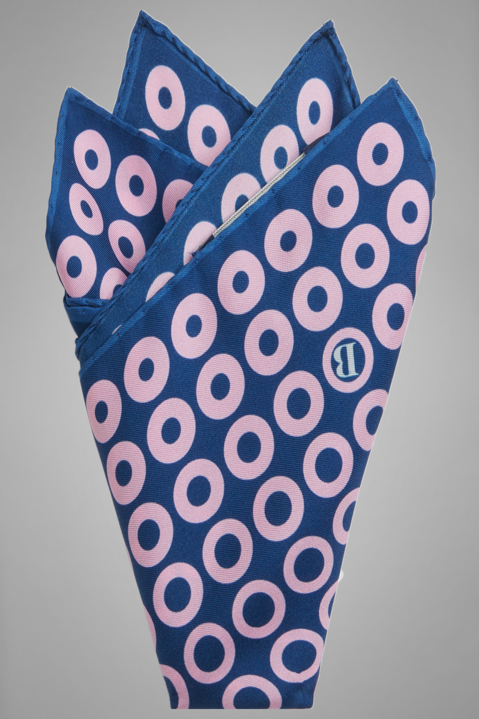 Шёлковый карманный платок с логотипом BOGGI для спорта и фитнеса – фото №  3