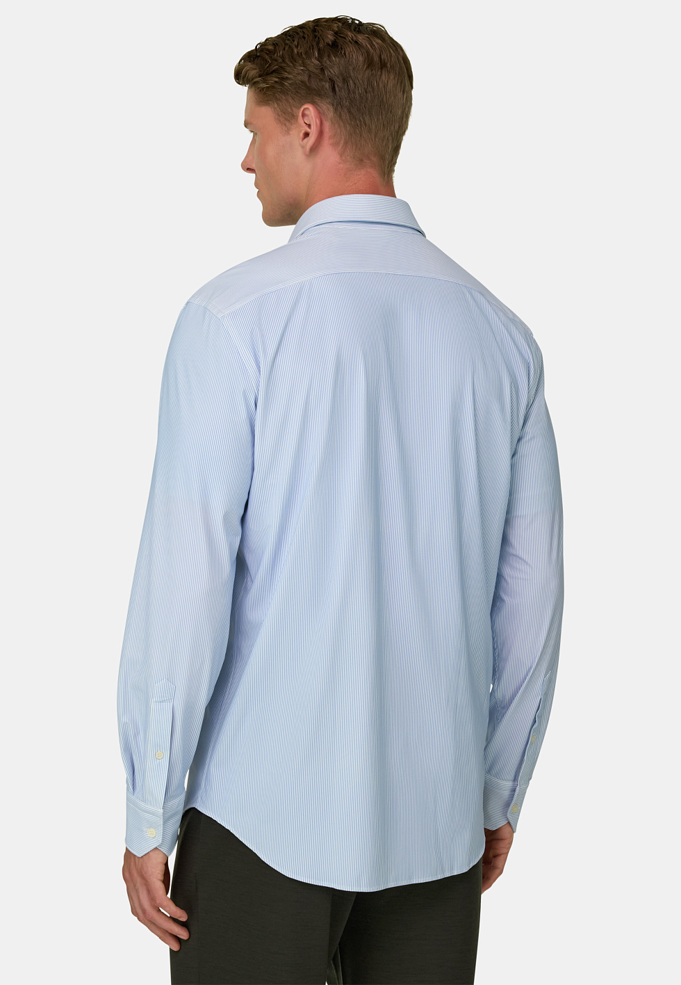 Рубашка приталенного кроя (slim fit) в полоску из эластичного нейлона B Tech для спорта и фитнеса – фото №  7