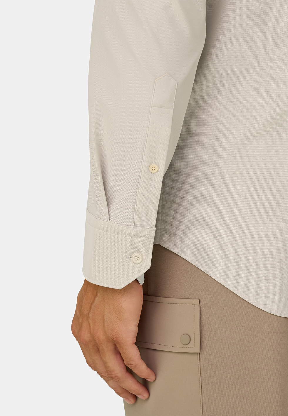 Рубашка приталенного кроя (slim fit) из эластичного нейлона B Tech для спорта и фитнеса – фото №  4
